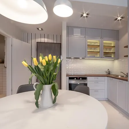 Z Widokiem Na Dworek