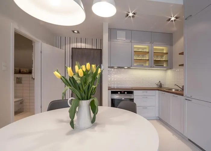 Z Widokiem Na Dworek