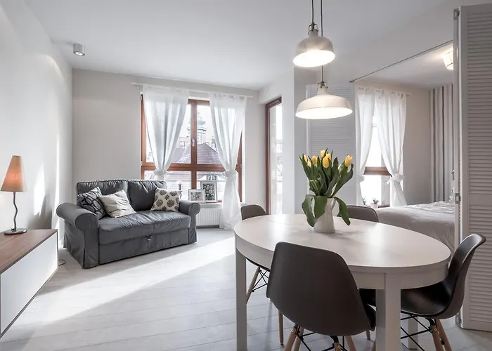 Z Widokiem Na Dworek